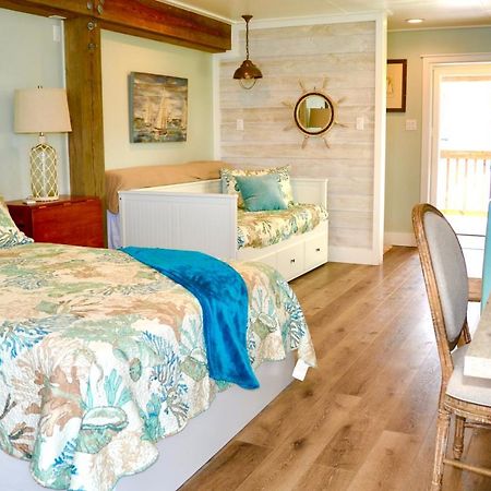 Waterfront Guesthouse On Key Allegro/Little Bay With Dock 罗克波特 外观 照片