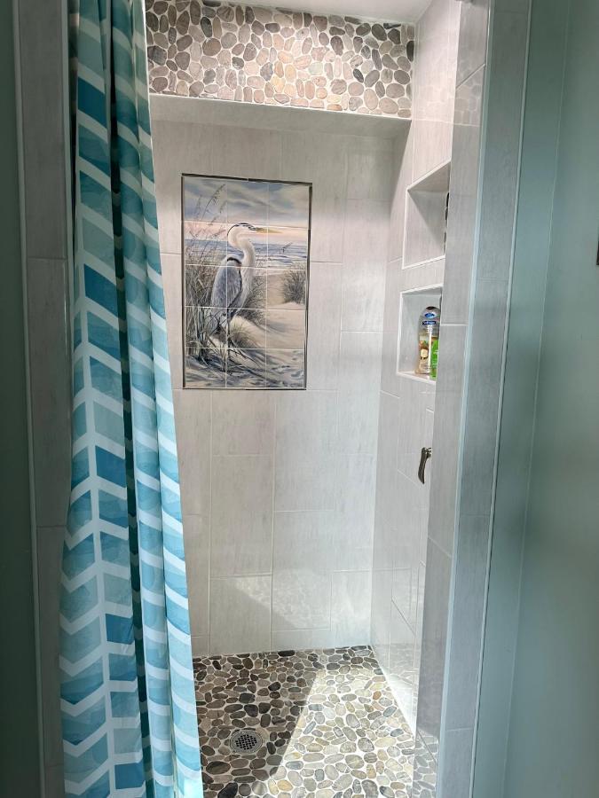 Waterfront Guesthouse On Key Allegro/Little Bay With Dock 罗克波特 外观 照片