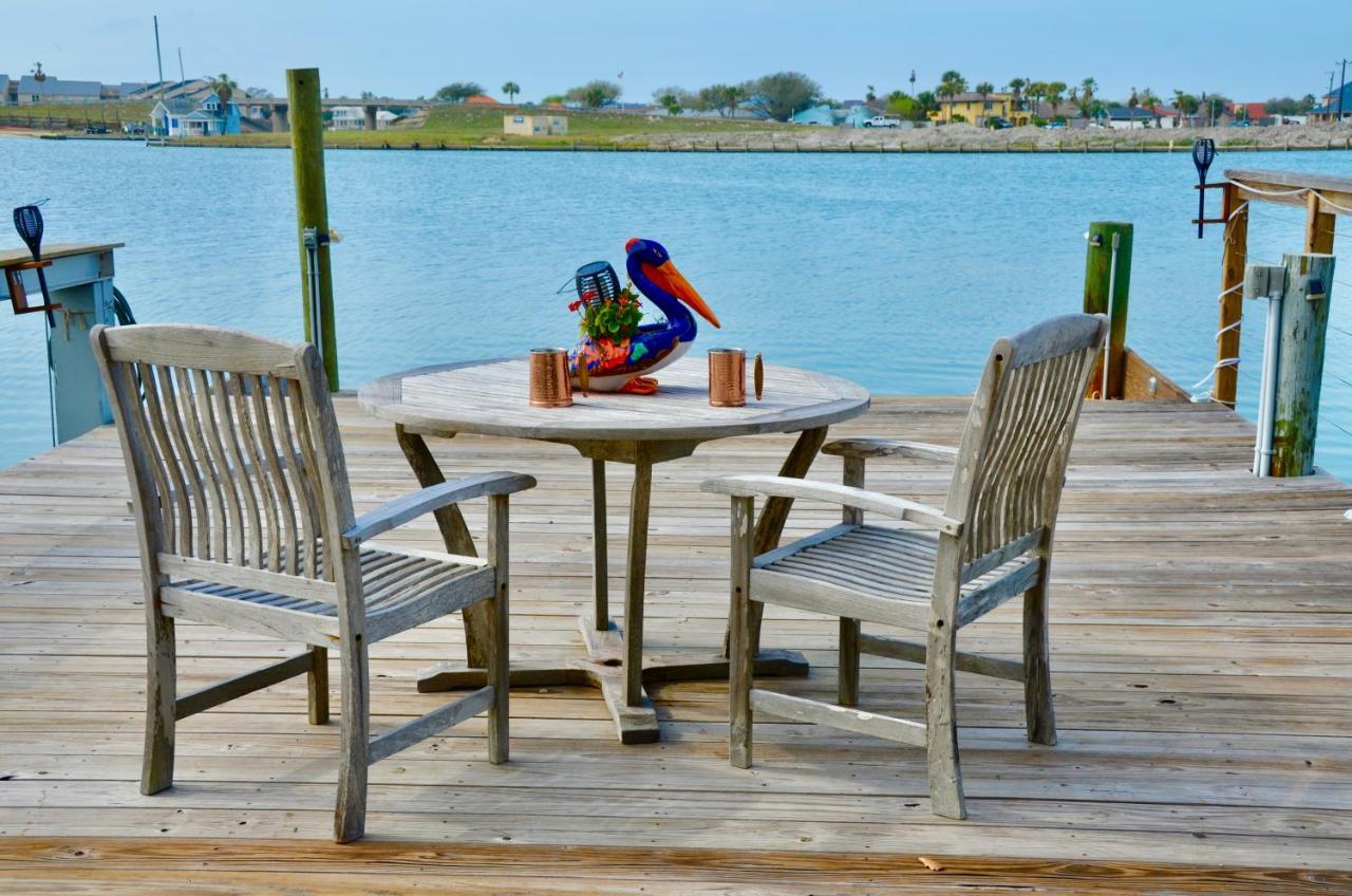 Waterfront Guesthouse On Key Allegro/Little Bay With Dock 罗克波特 外观 照片
