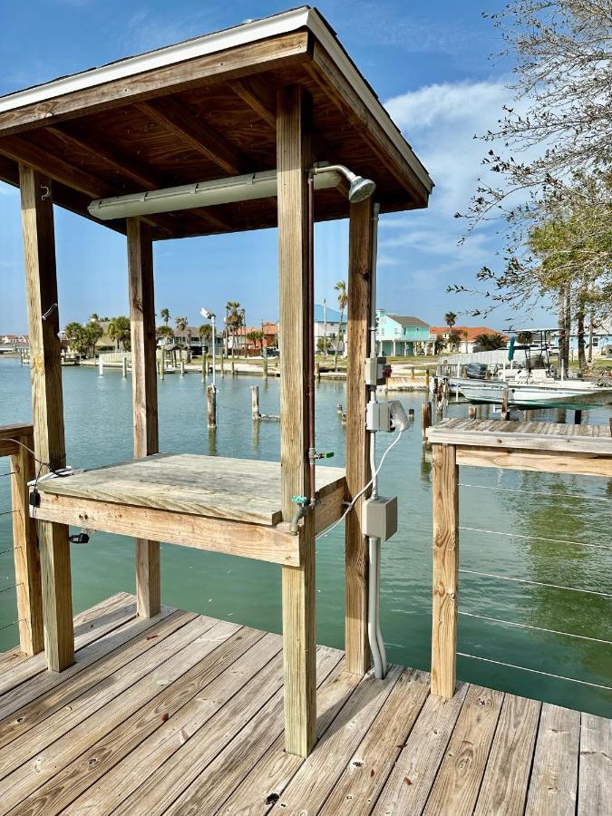 Waterfront Guesthouse On Key Allegro/Little Bay With Dock 罗克波特 外观 照片